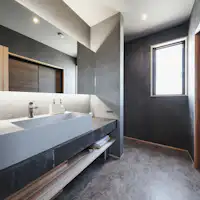 ห้องล้างหน้าชั้น 2