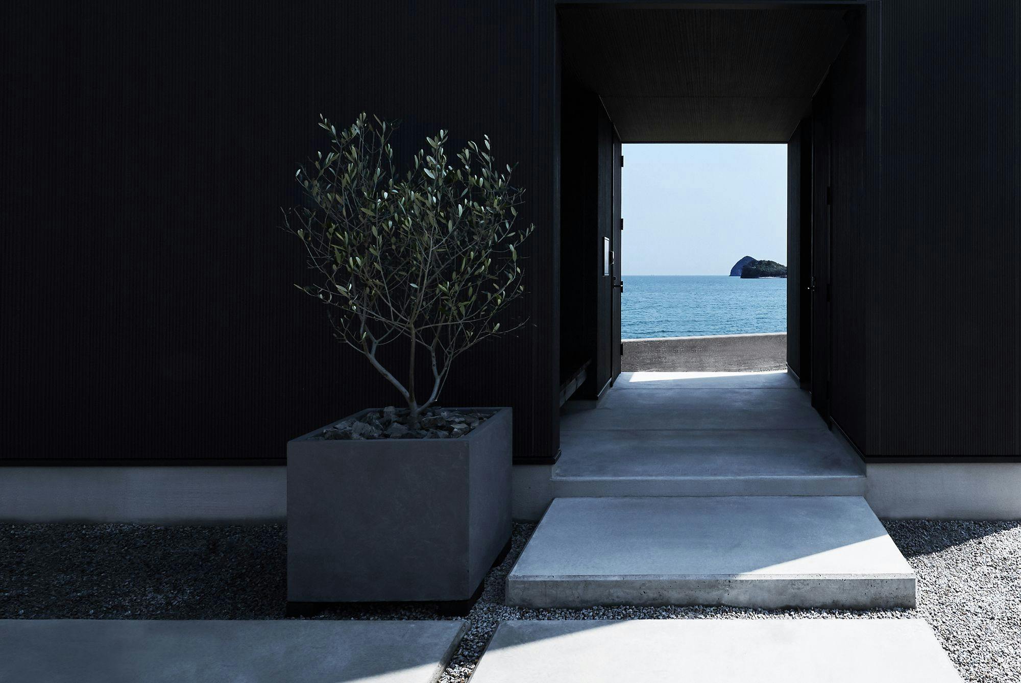 ทิวทัศน์ทะเลเซโตะอินแลนด์ที่มองเห็นจากทางเข้าพิโลติ