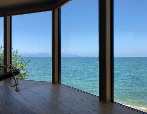 2Fリビングから見える瀬戸内海の風景