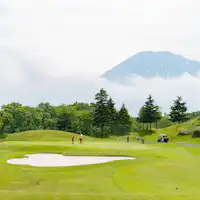 Musim Panas di Niseko (Golf)