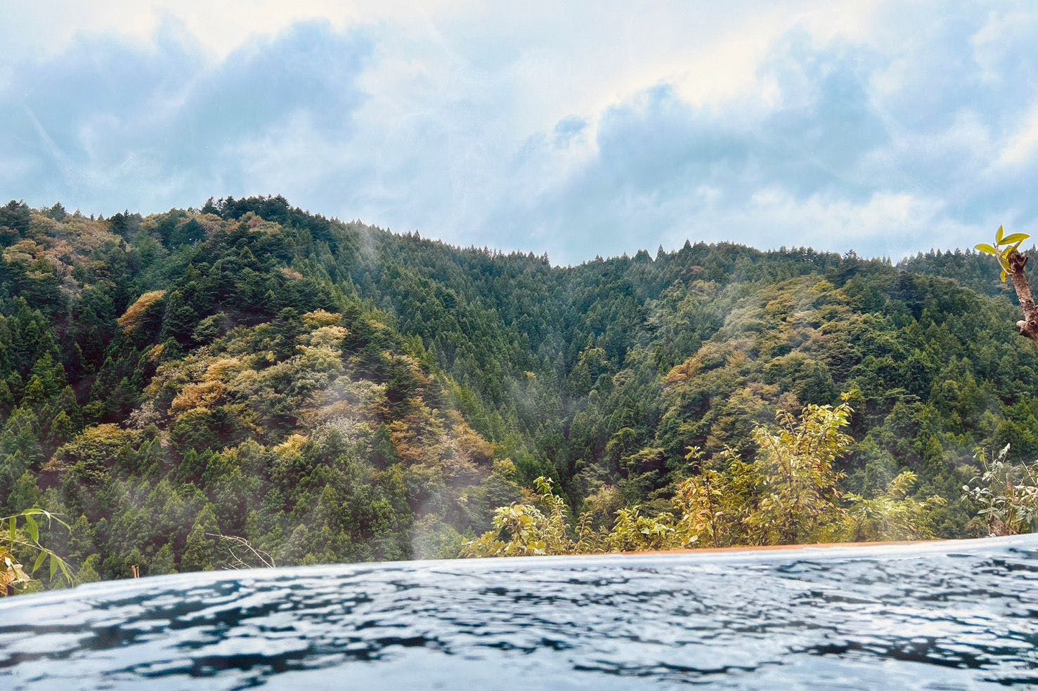 露天薪風呂（ホットタブ）