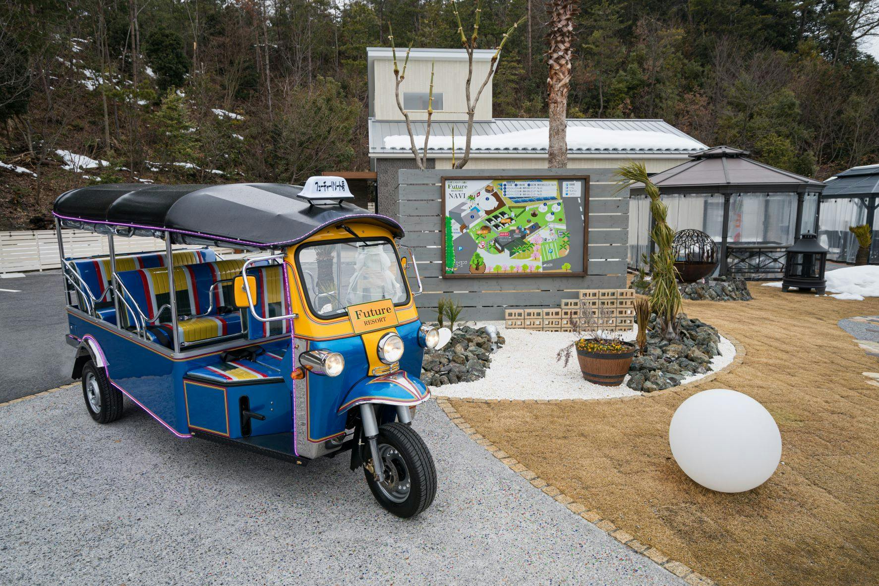 มีบริการเช่ารถตุ๊กตุ๊ก