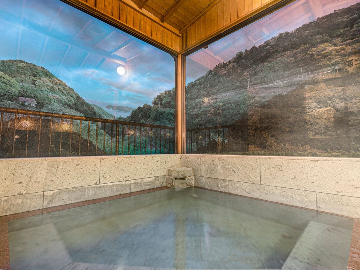 ・【น้ำพุร้อน】เพลิดเพลินกับการแช่น้ำพร้อมชมวิว.