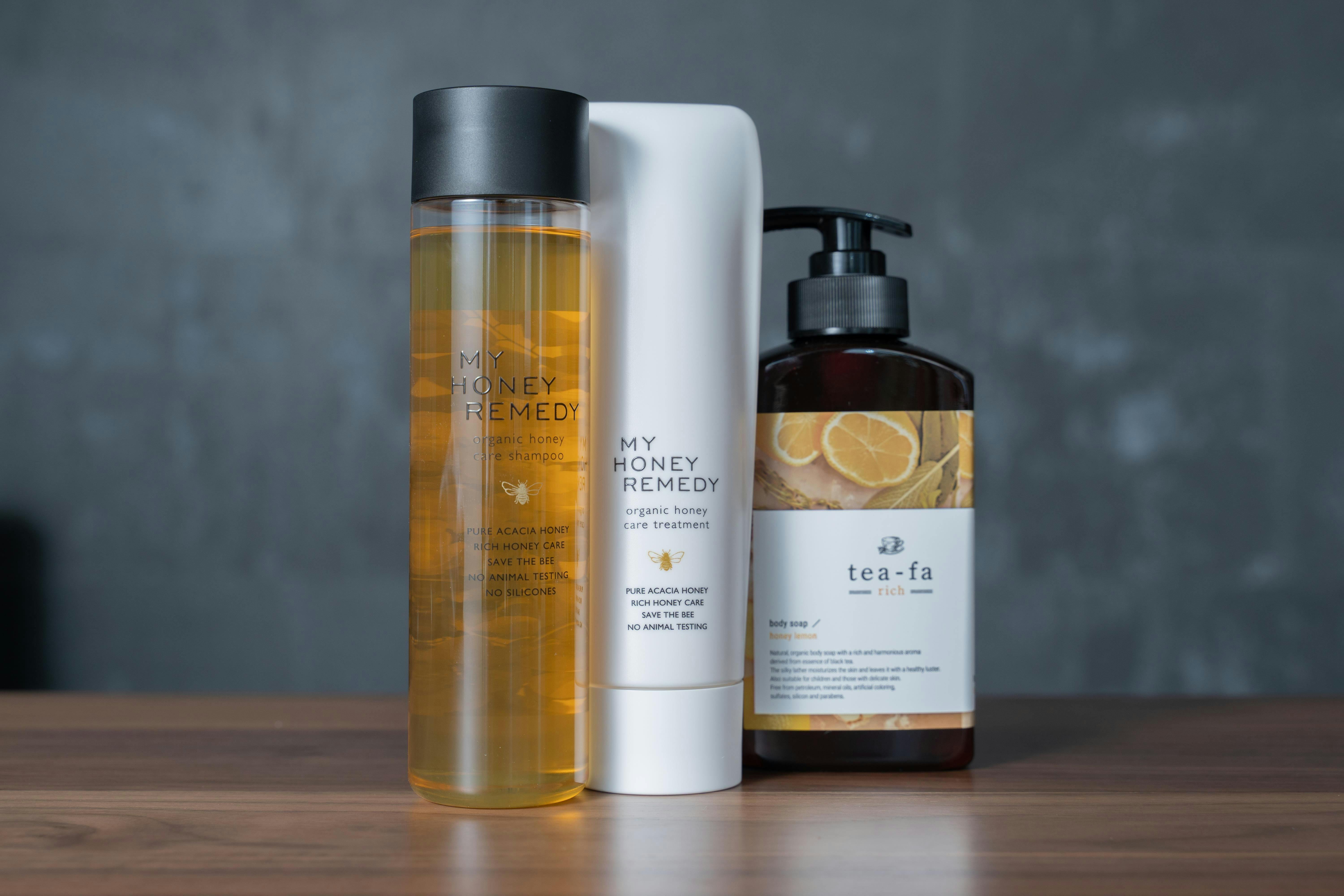 อ่างล้างหน้าพร้อมที่ล้างผม