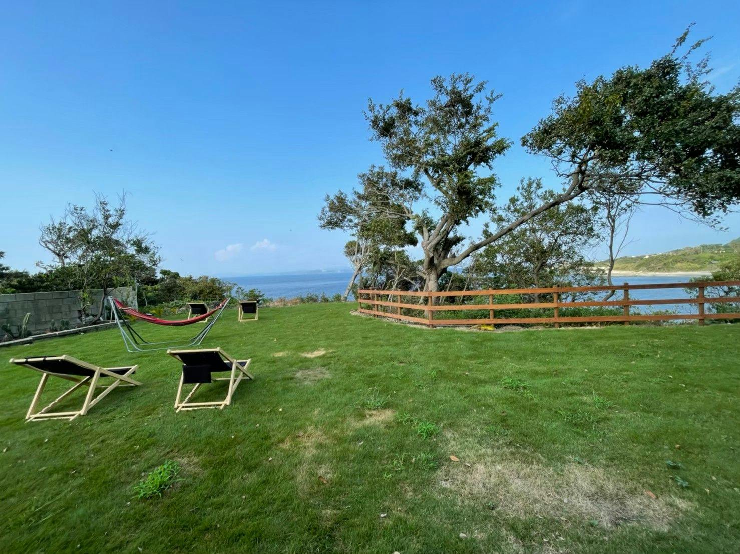 STRADDIE HOUSE