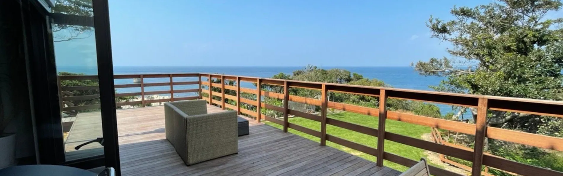 STRADDIE HOUSE