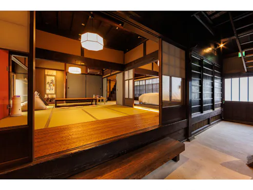 Akane: Ruang Tamu dan Ruang Hidup