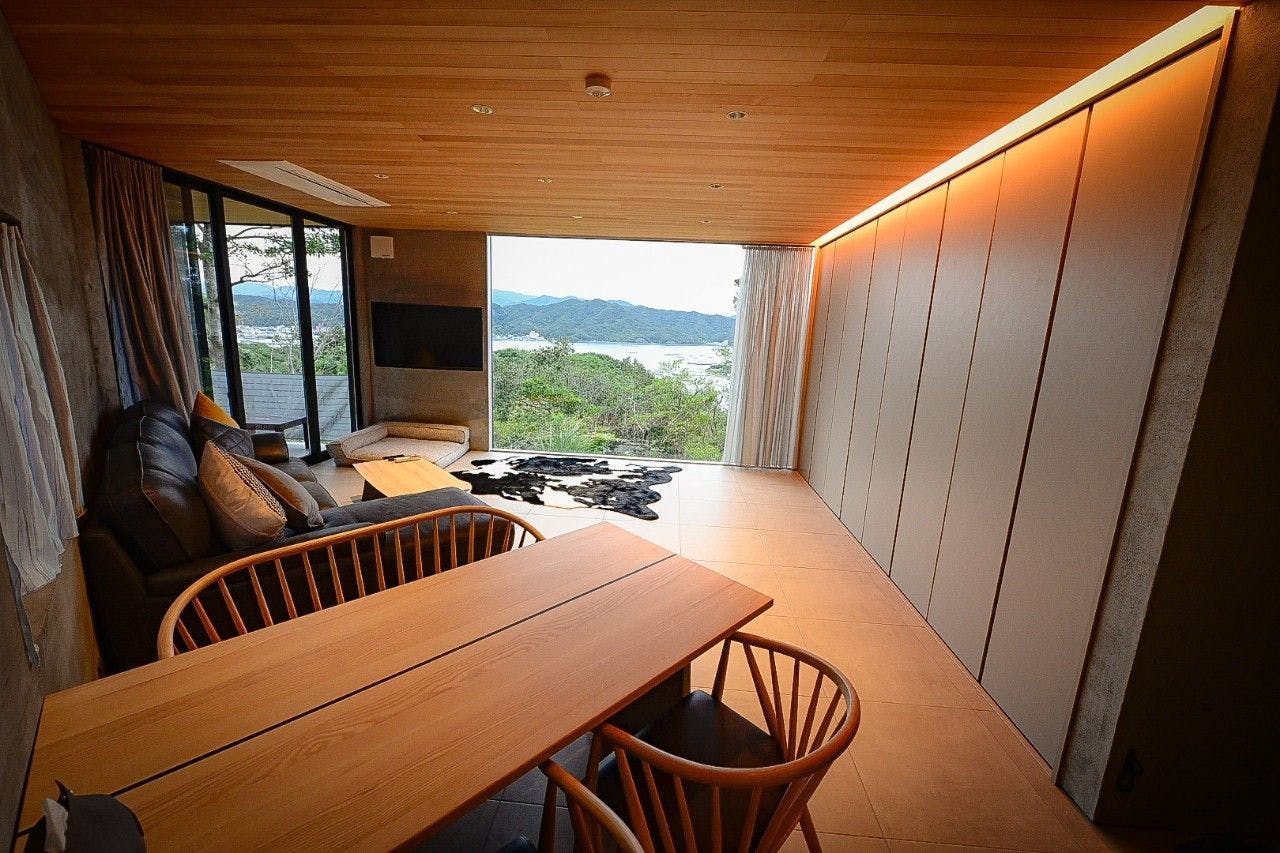designer’s villa EDGE