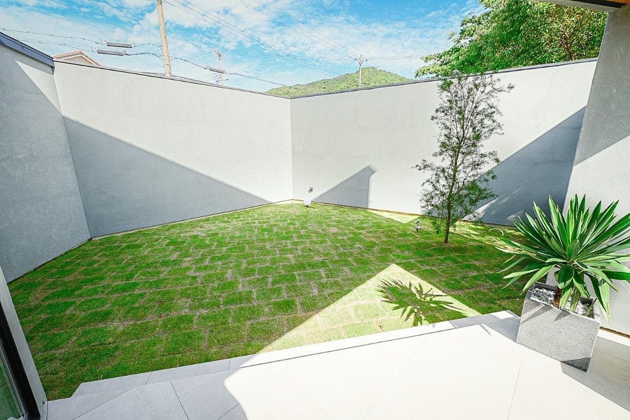designer’s villa EDGE