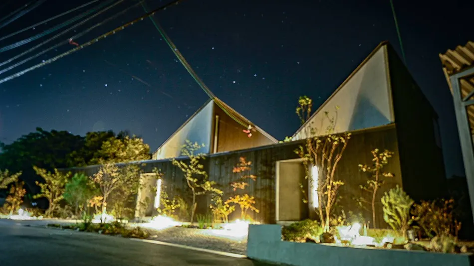 Designer’s Villa EDGE