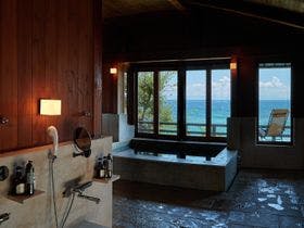 Private　beach　retreat　Resort　villa　iki　by　ritomaru