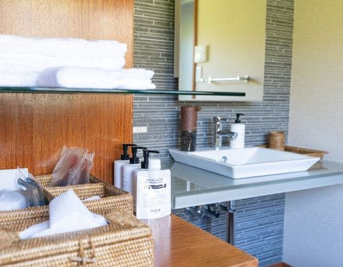 離れ（洗面台）