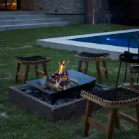 芝生のガーデンで、たき火やBBQ!
