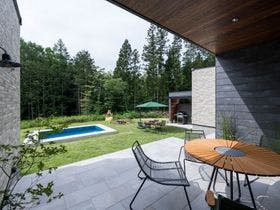 【山梨県八ヶ岳・清里エリアの高級貸別荘・コテージ・ログハウス・コンドミニアム】est ed.1 