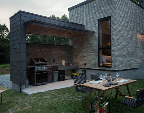 ＢＢＱコンロでＢＢＱを楽しめます。