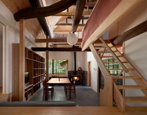 ラウンジ・薪ストーブ