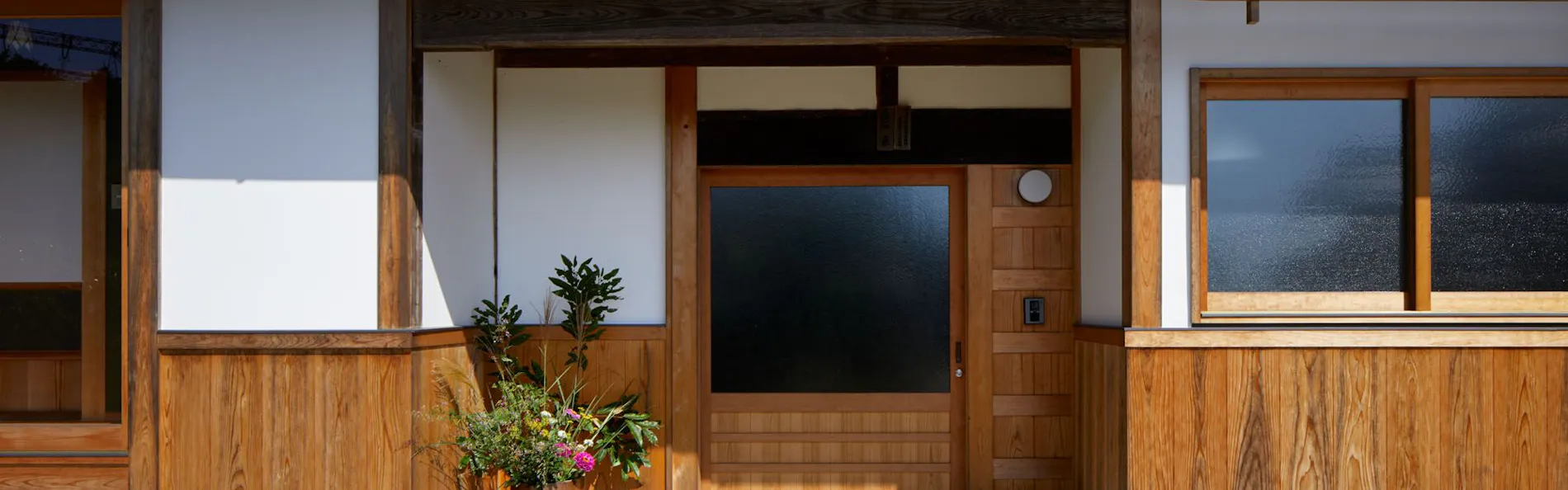 Casa 狐穴 KitsuneAna 和モダンな100年古民家で里山を体験する