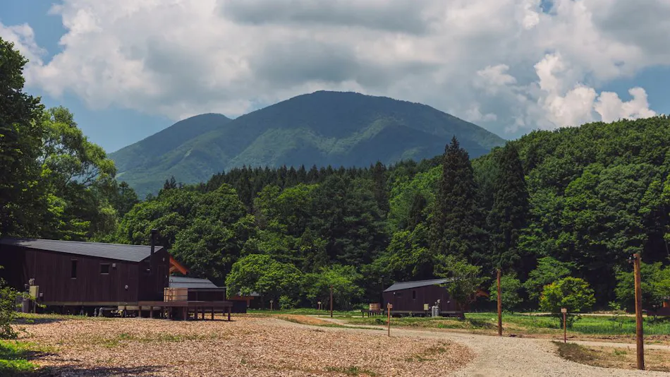 Earthboat Village Kurohime