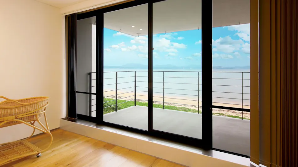 Beach Front Studio NagoNago