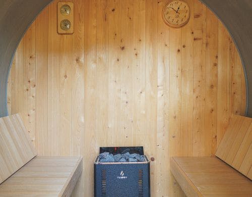 ドカンサウナの内部
