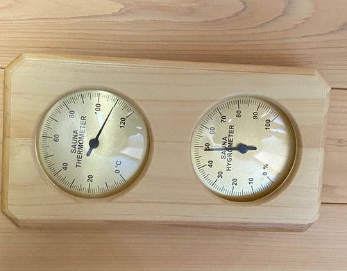 サウナ室内温度計で110℃達成