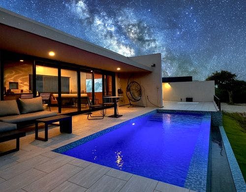 厳選した家具で揃えたリビングルーム