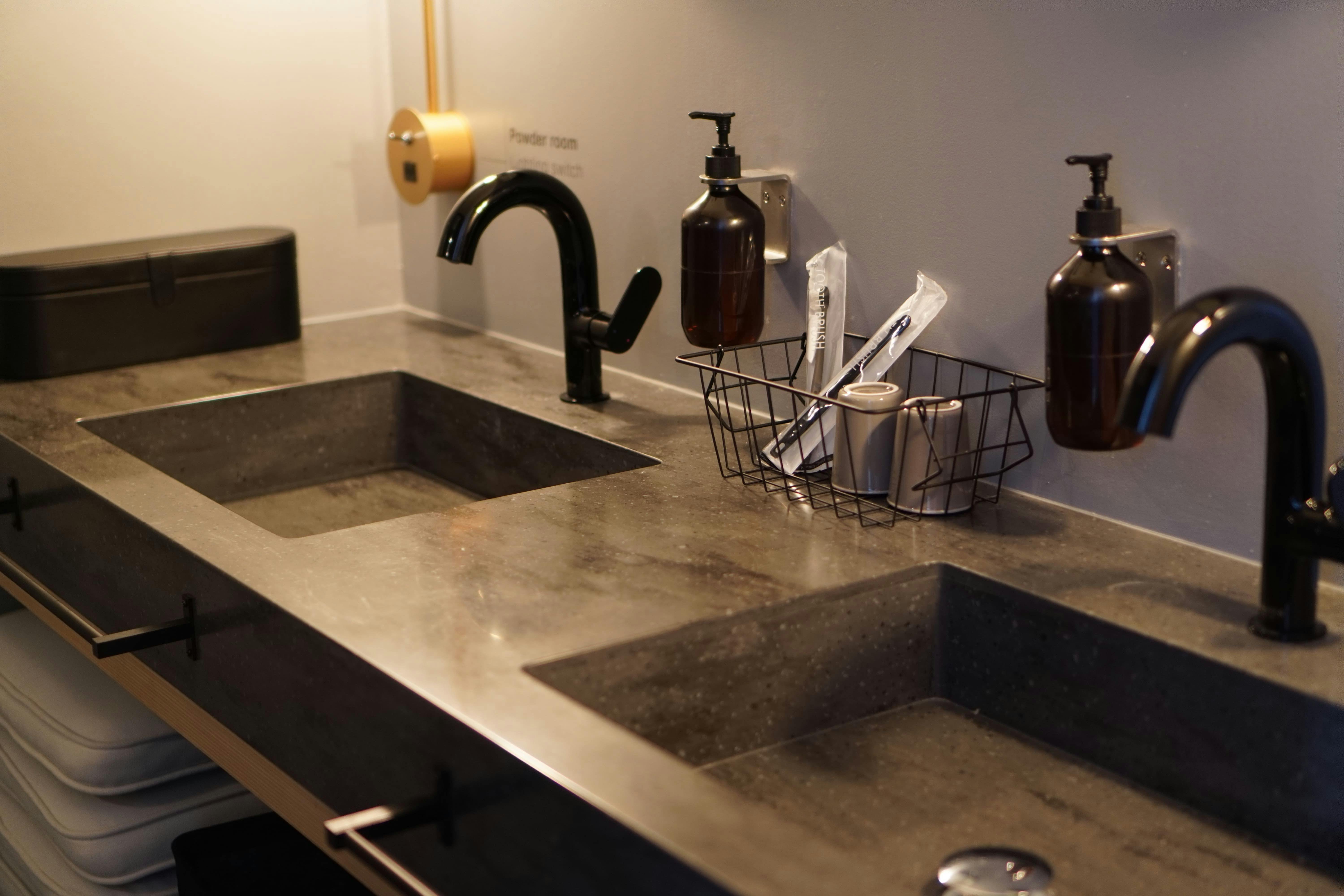 ชุดแปรงสีฟัน, แก้วสำหรับแปรงฟัน