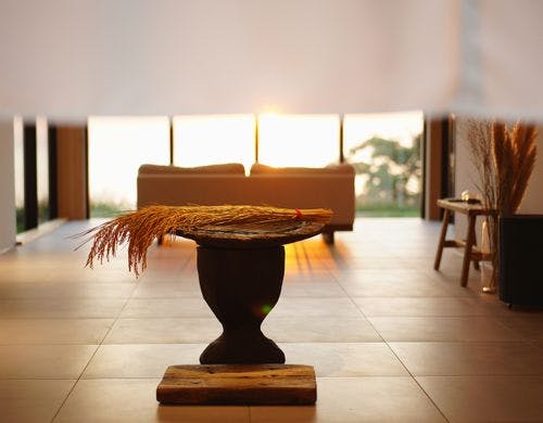 リビングから夕景と海を眺望