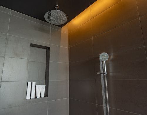 1Fバスルーム（広め・眺望あり）