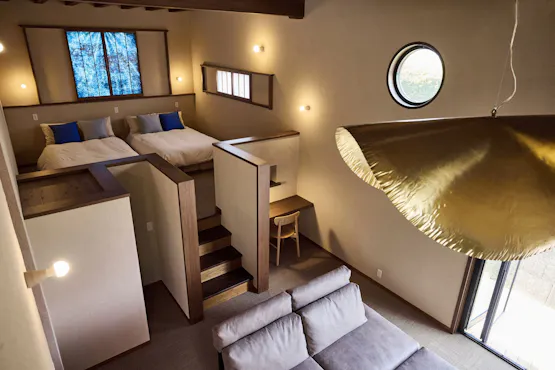 マスターベッドルーム・リビングルーム