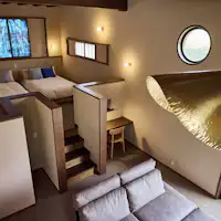 マスターベッドルーム・リビングルーム