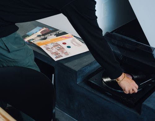 レコードプレイヤー