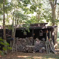 薪小屋