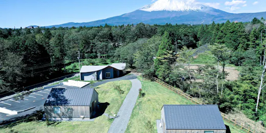 高嶺の森のコテージ