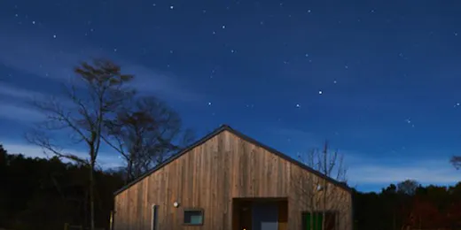 高嶺の森のコテージ