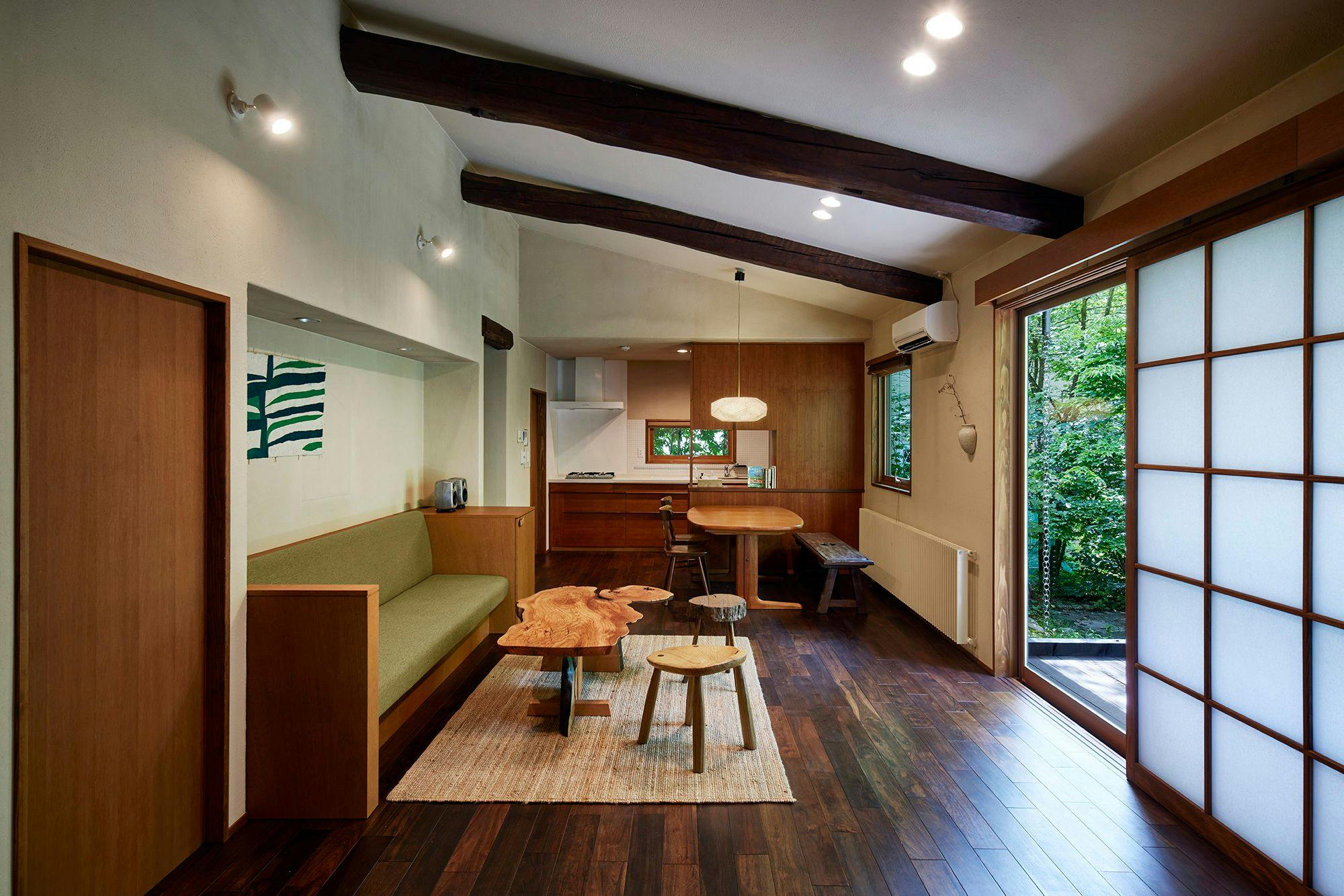 心身が休まり感性がひらく「自然の中のもう一つの家」で過ごすシンプルなプラン