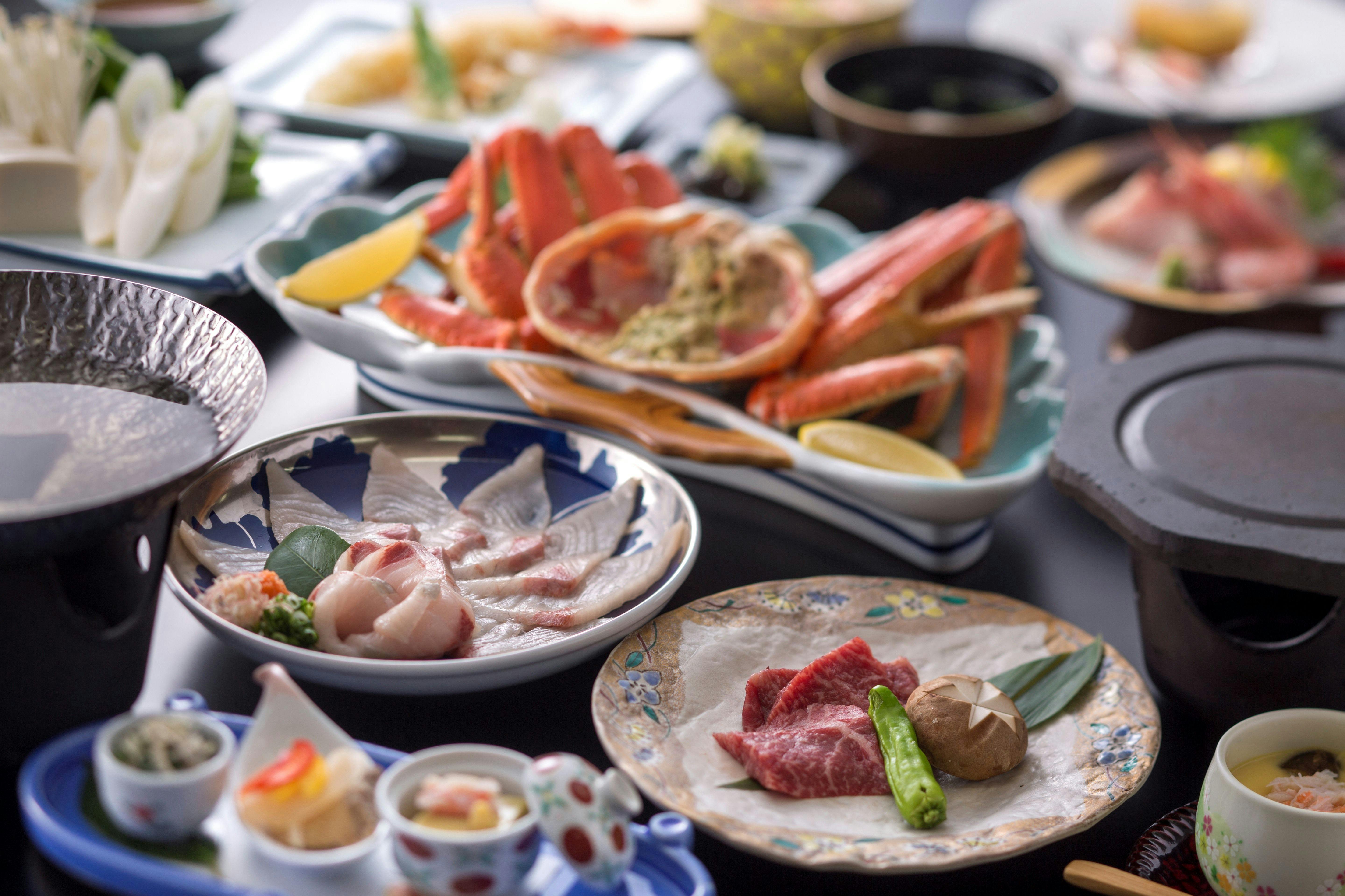 【2食付】×【1日4組限定「NIGIN」】夕食はホテル北野屋でズワイガニ＆寒ぶり＆和牛・朝食はお弁当