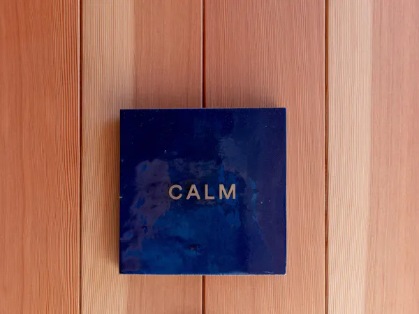 【calm(カーム)】