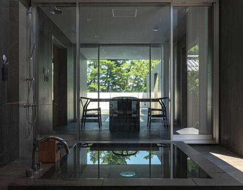 【calm（カーム）】露天風呂