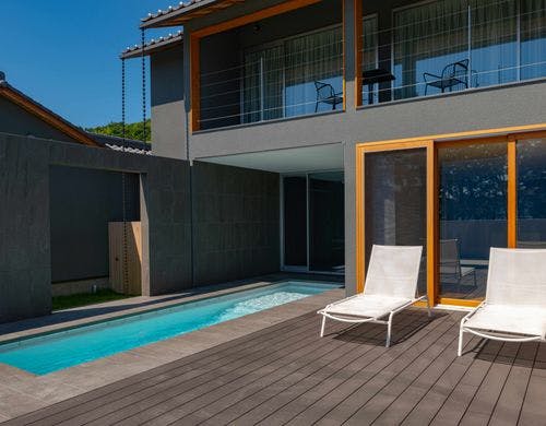 【dawn（ドーン）】プール