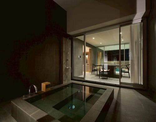 【calm（カーム）】