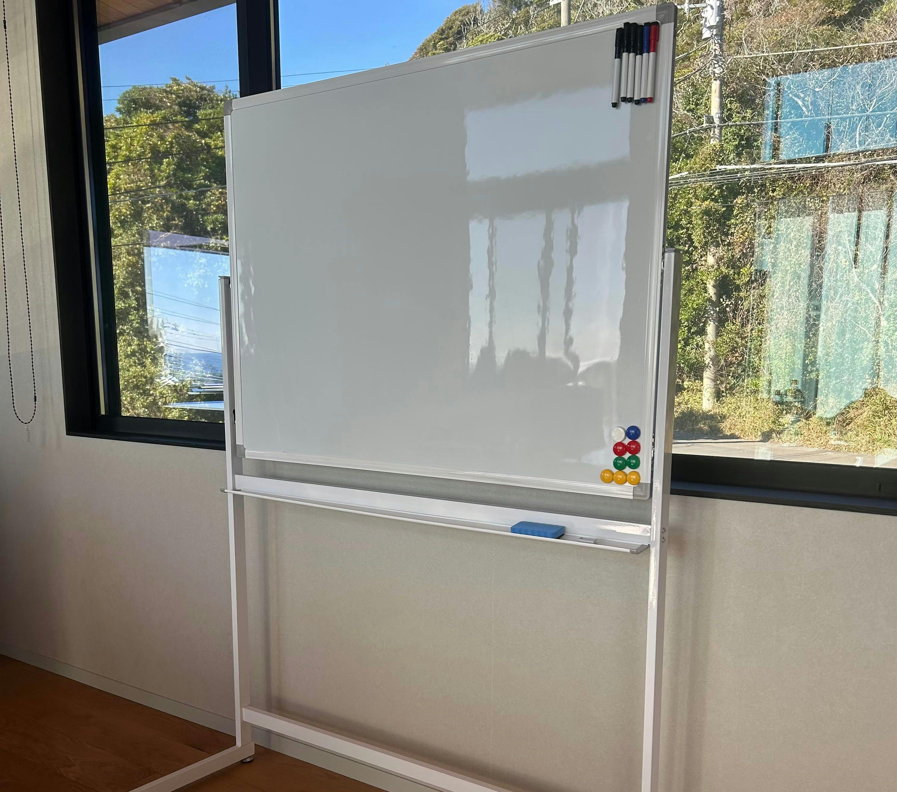 บริการให้ยืมไวท์บอร์ดฟรี