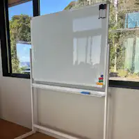 บริการให้ยืมไวท์บอร์ดฟรี