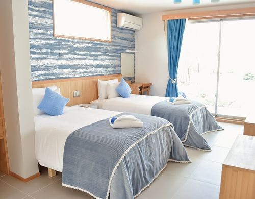 ヴィラ波のツイン寝室