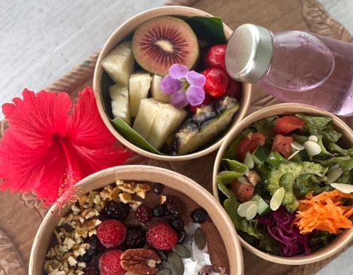 ヘルシーのフルーツたっぷりカカオボウル