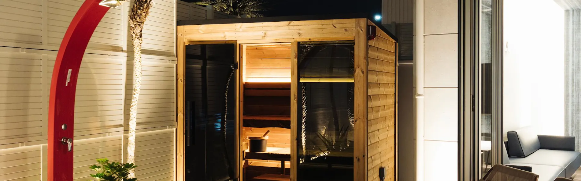THE POOL HOUSE TOKYO BAY