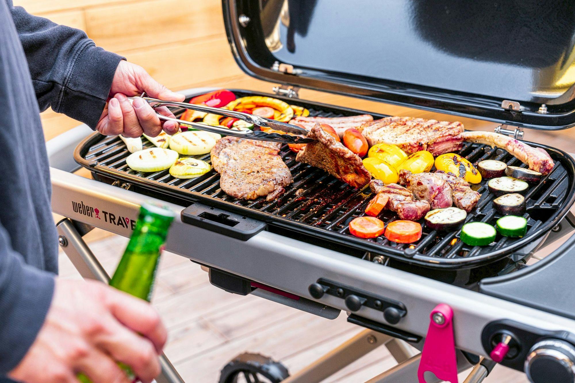 Weber製コンロで楽しむ、本格的なBBQ