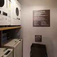 男性脱衣所 ランドリーコーナー