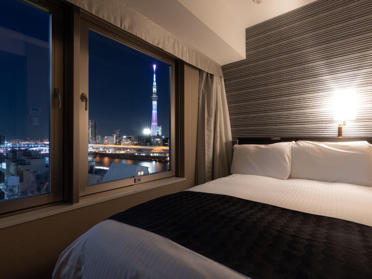 Kamar Semi-Double dengan Pemandangan