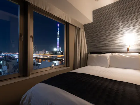 Kamar Semi-Double dengan Pemandangan